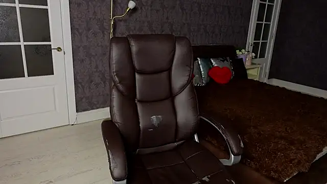 Daniela Kitty  online show from 09/13/25, 07:52