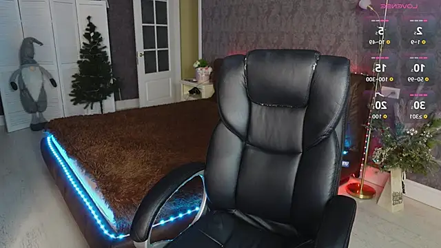 Snapshot of Daniela_Kitty_ chatting on 12/21/25, 08:32 Daniela Kitty online show from 12/21/25, 08:32