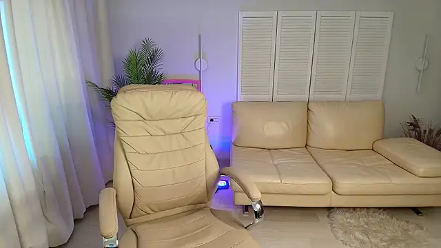 Daniela Kitty  online show from 07/29/26, 07:50