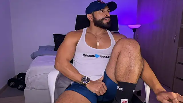 SamDornan online show from 01/27/25, 01:05