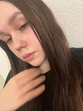 Snapshot of Marylallka5 chatting on 09/29/25, 09:41 Marylallka5 online show from 09/29/25, 09:41