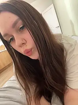 Snapshot of Marylallka5 chatting on 10/21/25, 12:50 Marylallka5 online show from 10/21/25, 12:50