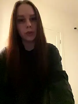 Snapshot of Marylallka5 chatting on 10/31/25, 06:09 Marylallka5 online show from 10/31/25, 06:09