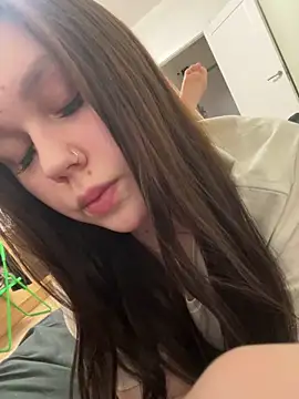 Marylallka5 online show from 12/16/25, 02:33