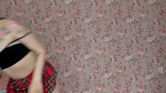 Lolly Haze online show from 05/18/26, 04:07