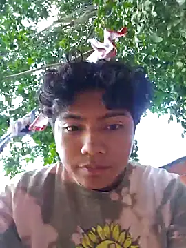 Snapshot of _Ottis_ chatting on 01/26/25, 08:45 Ottis online show from 01/26/25, 08:45