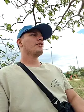  Ottis  online show from 11/09/25, 07:45