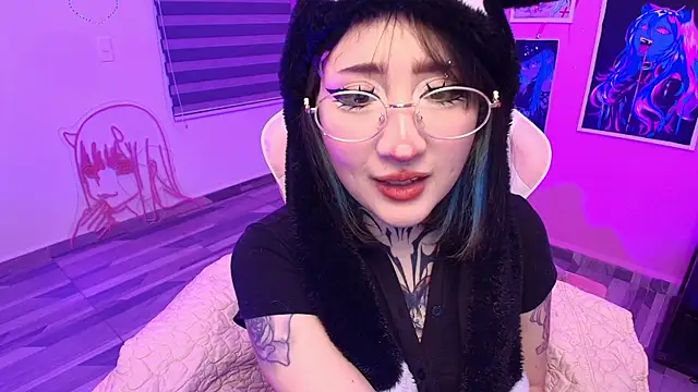 Miwa violet online show from 07/21/26, 03:20