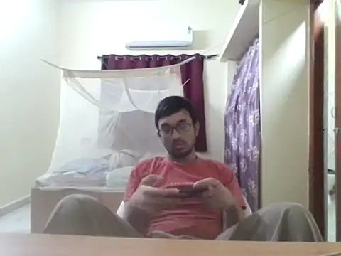 Snapshot of THE_NAKED_BOY chatting on 10/02/25, 05:47 THE NAKED BOY online show from 10/02/25, 05:47