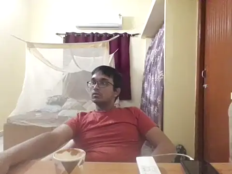 Snapshot of THE_NAKED_BOY chatting on 10/14/25, 01:56 THE NAKED BOY online show from 10/14/25, 01:56