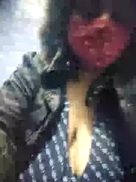 Snapshot of kirti__arora chatting on 01/13/25, 11:06 kirti arora online show from 01/13/25, 11:06