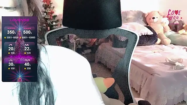    Nari    online show from 12/31/24, 08:02