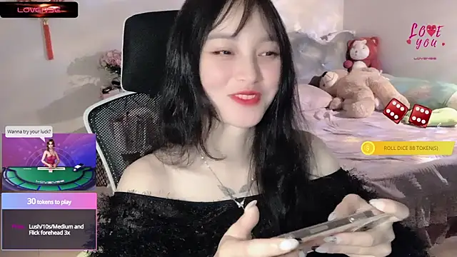    Nari    online show from 03/04/25, 12:50