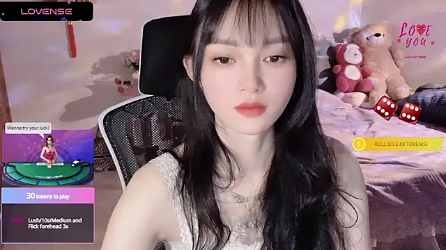    Nari    online show from 03/22/25, 10:04
