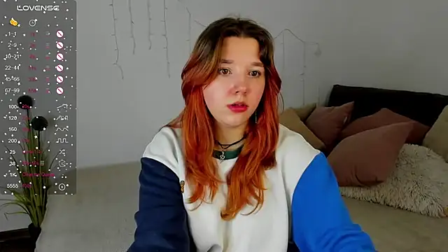 PenelopeOneGrey online show from 03/04/25, 10:46
