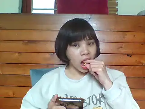 Angela-Eira online show from 01/21/25, 05:27