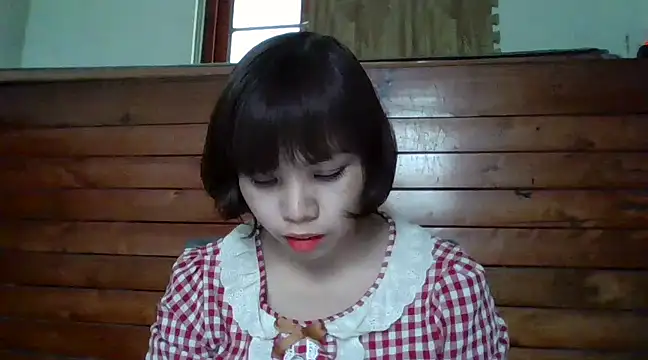 Angela-Eira online show from 02/06/25, 05:25