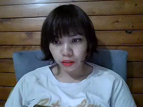 Angela-Eira online show from 02/08/25, 09:04
