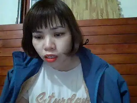 Angela-Eira online show from 03/08/25, 09:51