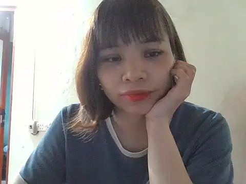 Angela-Eira online show from 10/15/25, 08:14