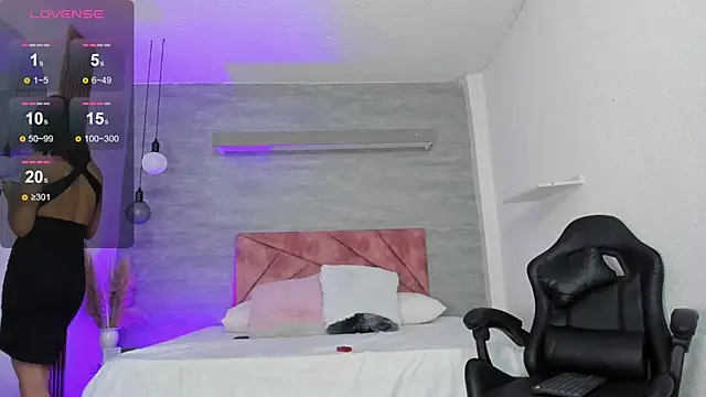 thararouse online show from 11/27/25, 12:18