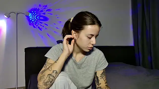 MazzyDoll online show from 11/26/25, 05:52