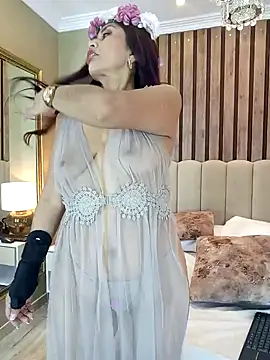 MonicaMoret online show from 01/15/25, 03:07