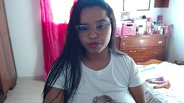AINARA  STONE online show from 12/29/24, 10:03