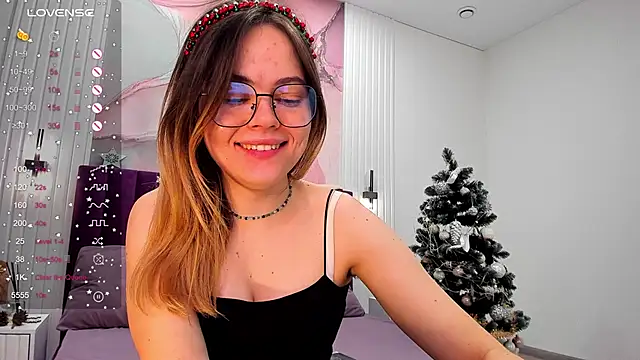 Kelly Cuutie online show from 12/21/24, 04:19