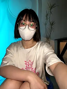 Baby Claraa online show from 09/23/25, 07:55