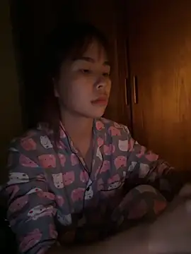 Snapshot of Samsam_567 chatting on 11/09/25, 04:27 Samsam 567 online show from 11/09/25, 04:27