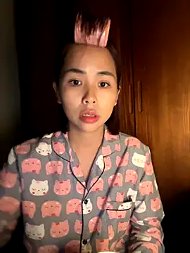 Snapshot of Samsam_567 chatting on 11/30/25, 04:22 Samsam 567 online show from 11/30/25, 04:22