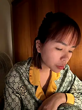 Snapshot of Samsam_567 chatting on 12/04/25, 05:39 Samsam 567 online show from 12/04/25, 05:39