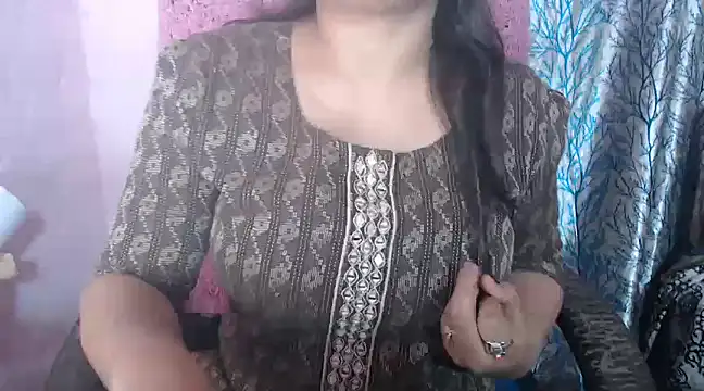 Manpreet cute online show from 12/24/24, 06:06