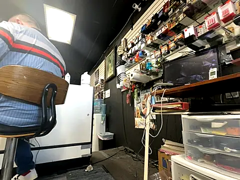 Snapshot of RawRyder8 chatting on 09/15/25, 09:48 RawRyder8 online show from 09/15/25, 09:48