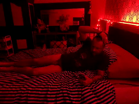 Snapshot of RawRyder8 chatting on 09/18/25, 02:13 RawRyder8 online show from 09/18/25, 02:13