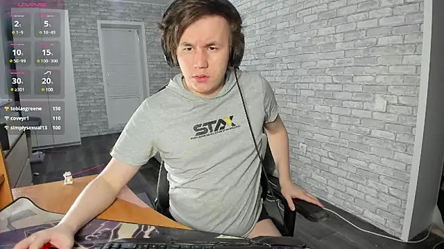 iliaskrislove online show from 02/18/25, 09:53