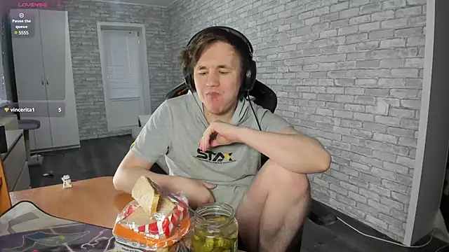 iliaskrislove online show from 02/19/25, 01:39