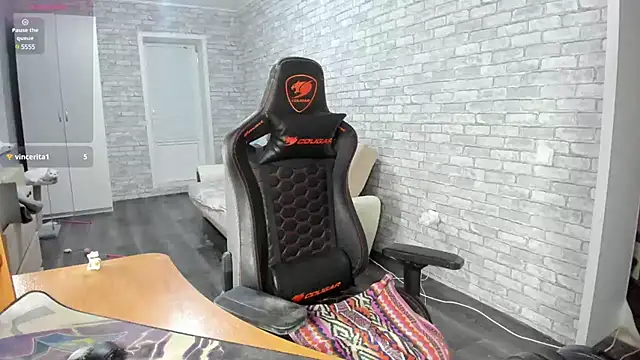 iliaskrislove online show from 02/19/25, 10:53
