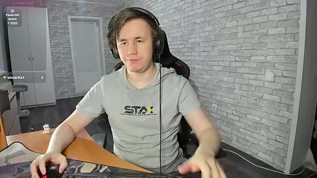iliaskrislove online show from 02/20/25, 07:52