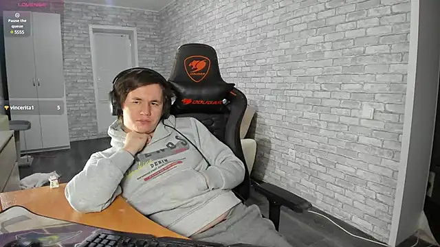 iliaskrislove online show from 02/22/25, 05:13