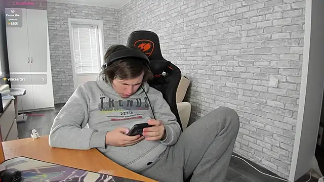iliaskrislove online show from 02/24/25, 06:05