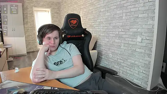 iliaskrislove online show from 02/28/25, 01:14