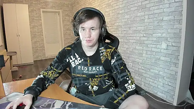 iliaskrislove online show from 03/10/25, 08:34