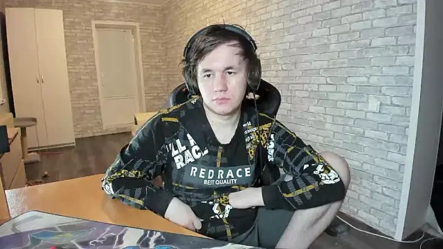 iliaskrislove online show from 03/10/25, 11:38