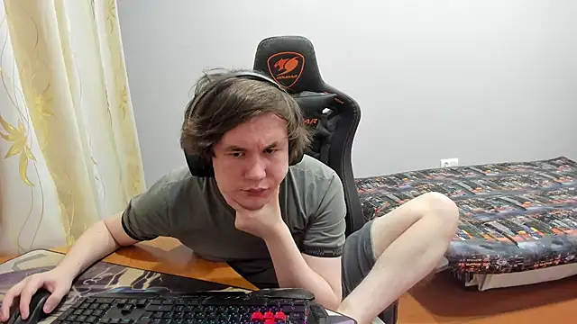 iliaskrislove online show from 09/19/25, 07:03