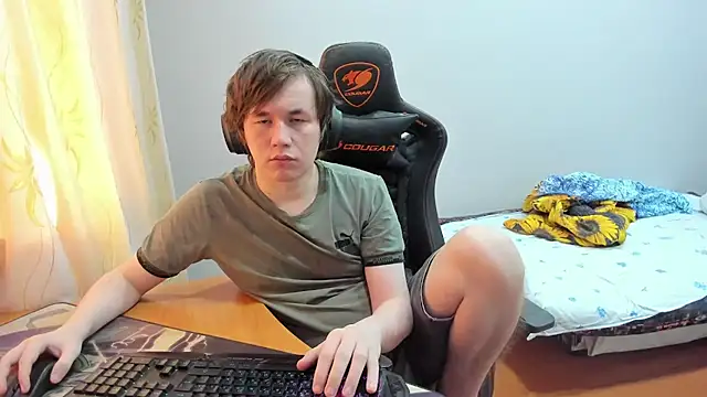 iliaskrislove online show from 09/21/25, 04:36