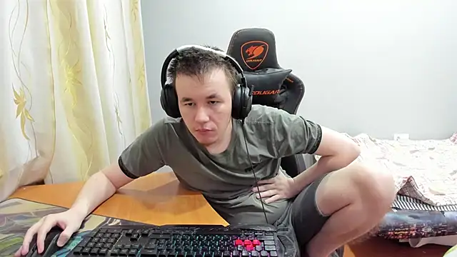 iliaskrislove online show from 11/14/25, 10:51