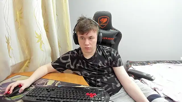 iliaskrislove online show from 05/12/26, 09:34