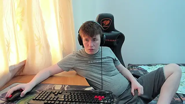 iliaskrislove online show from 06/04/26, 09:59